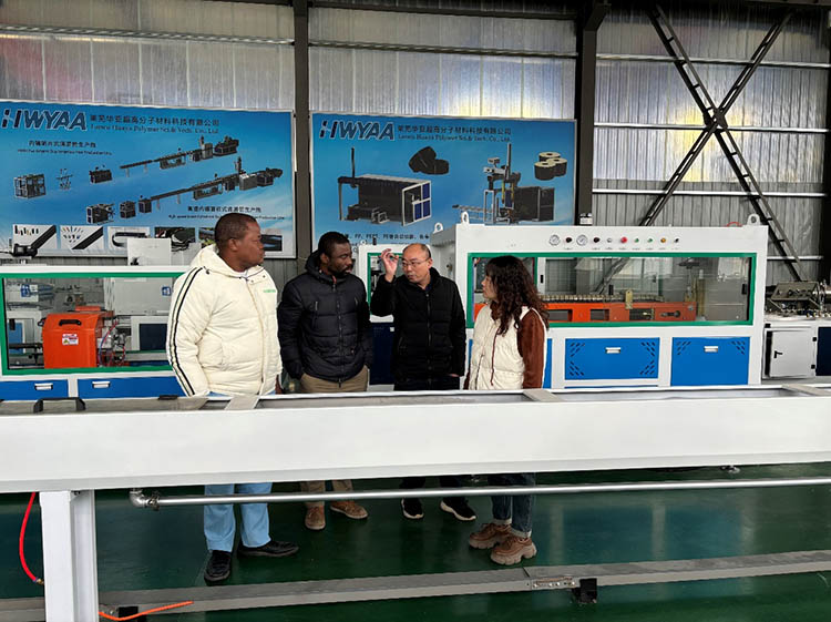 Customer from Benin visiting our factory